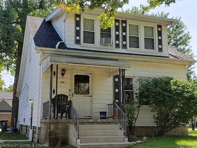 130 Hawthorn Ave Royal Oak, MI 48067