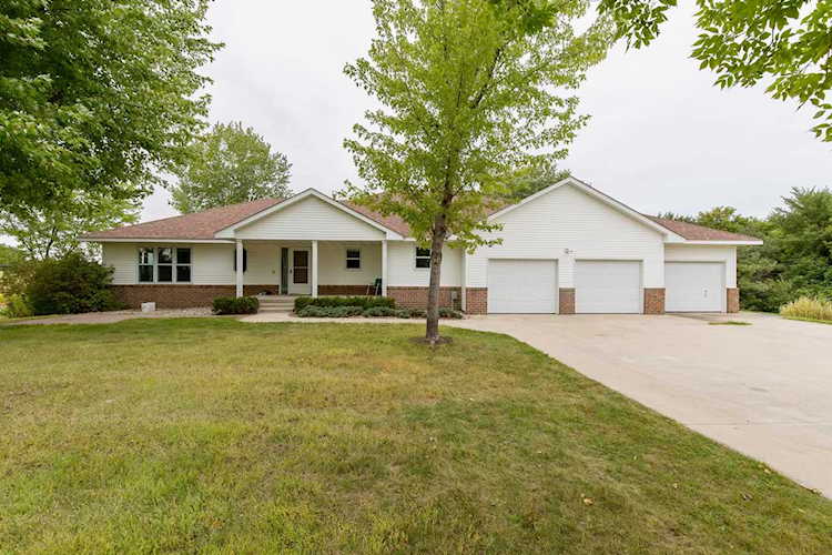 1314 1st Avenue SE New Prague, MN 56071