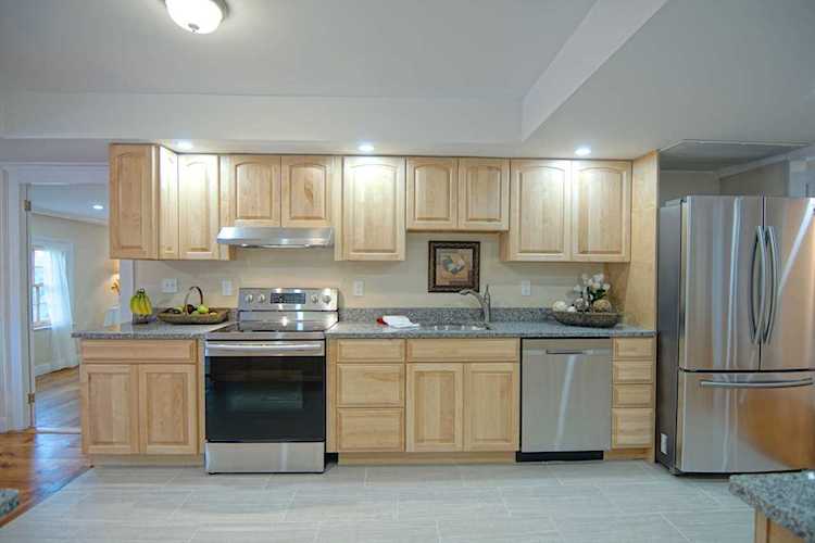 525 Maplewood Ave #10 Portsmouth, NH 03801