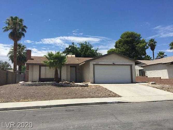 4597 Amberwood Ln Las Vegas, NV 89147