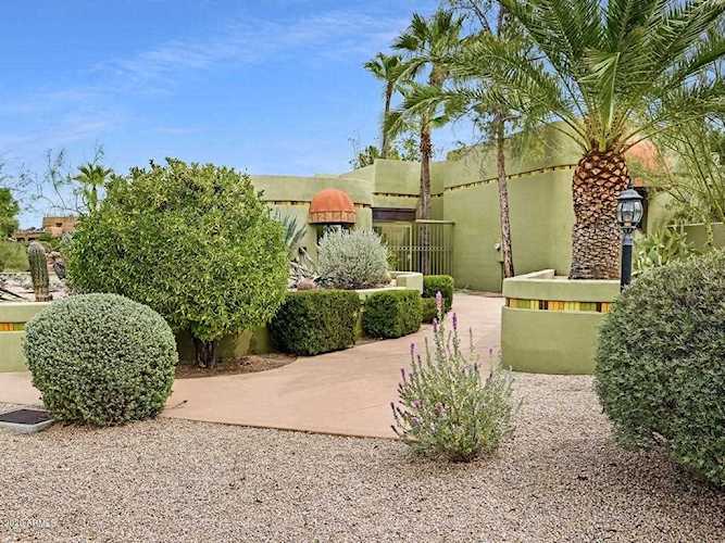 9447 E Calle De Valle Drive Scottsdale, AZ 85255