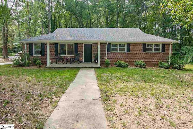 522 Creighton Dr Taylors, SC 29687
