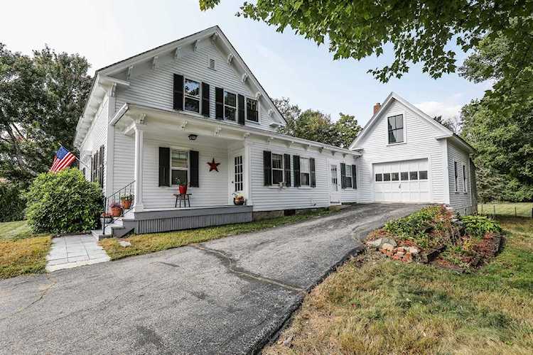 Bean Group | 111 Central St Farmington 03835 NH | home for sale Photo 1