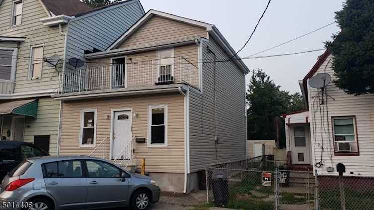 199 Paxton St Paterson City, NJ 07503