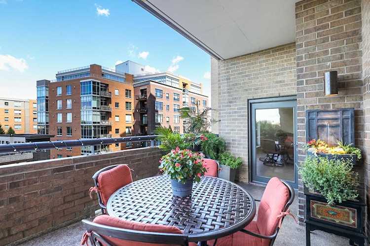 110 1st Avenue NE #F406 Minneapolis, MN 55413