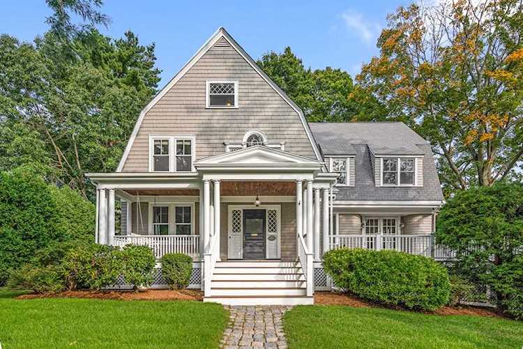 8 Garden Road Wellesley, MA 02481