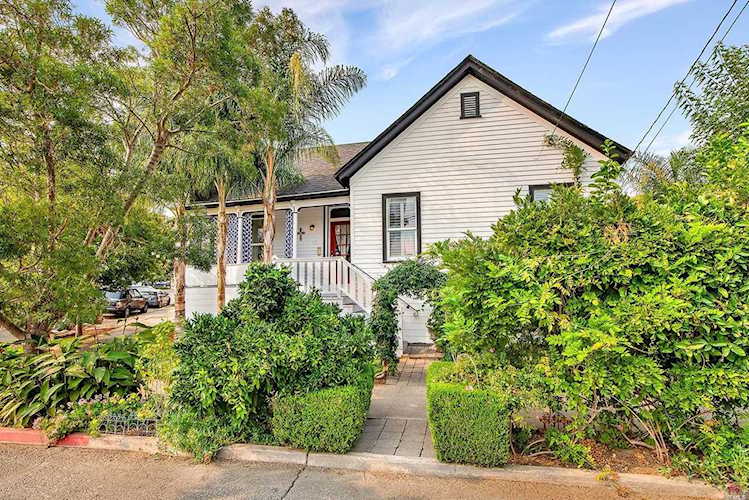528 Western Avenue Petaluma, CA 94952