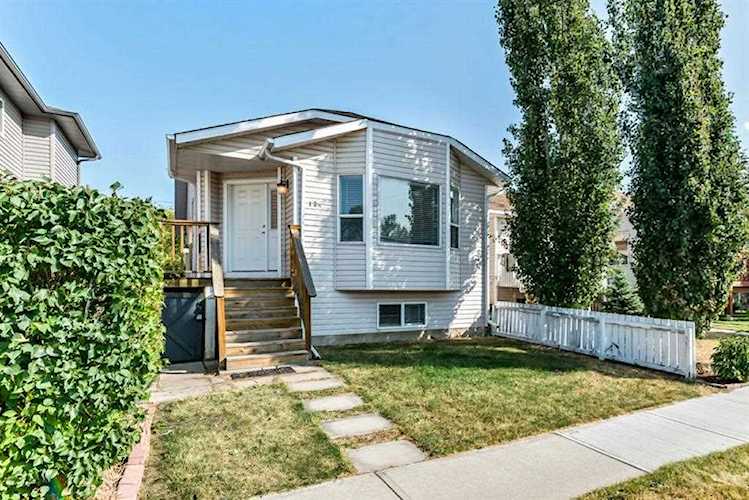 124 8 Ave SE High River, AB T1V 1R8