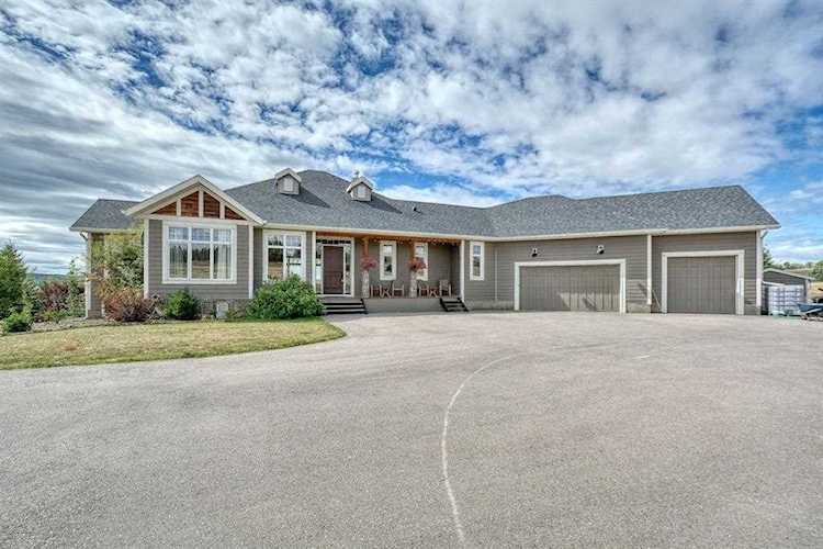210228 90 St W Rural Foothills County, AB T0L 0X0
