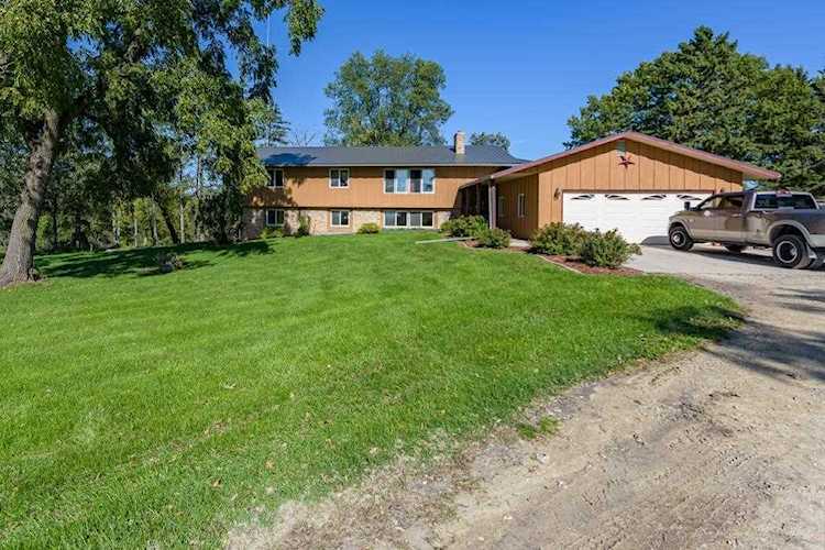 31310 Woodhaven Trail Cannon Falls, MN 55009