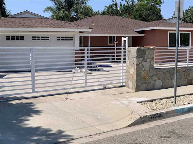 11936 Almertens Place Inglewood, CA 90303 | MLS DW20195524 Photo 1