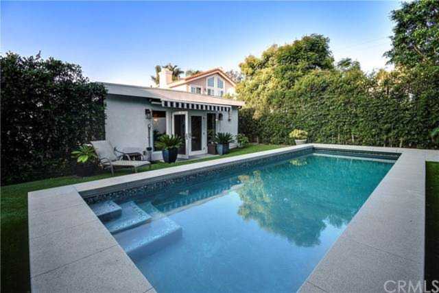 1150 5th Street Manhattan Beach, CA 90266