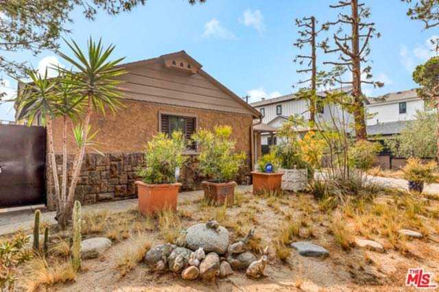 3413 Moore Street Los Angeles, CA 90066
