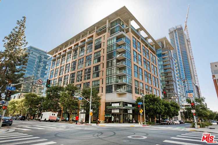 1111 S Grand Avenue #615 Los Angeles, CA 90015