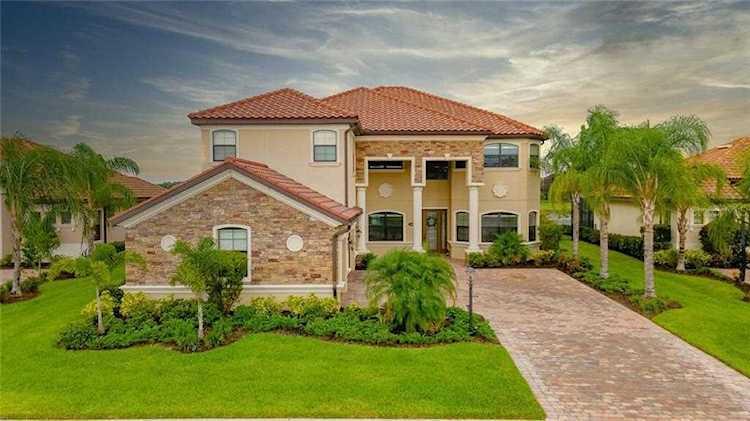 5618 Nectar COVE Bradenton, FL 34211