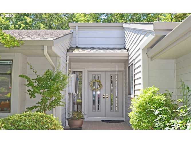 8260 SW Fairway Dr Wilsonville, OR 97070