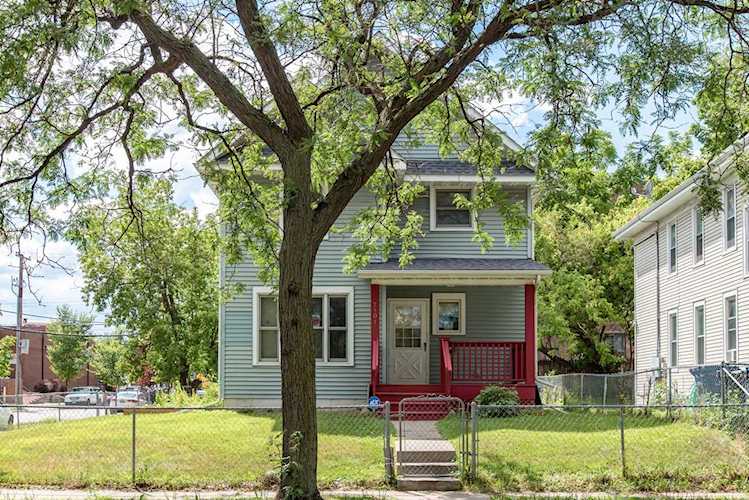 2101 Aldrich Avenue N Minneapolis, MN 55411