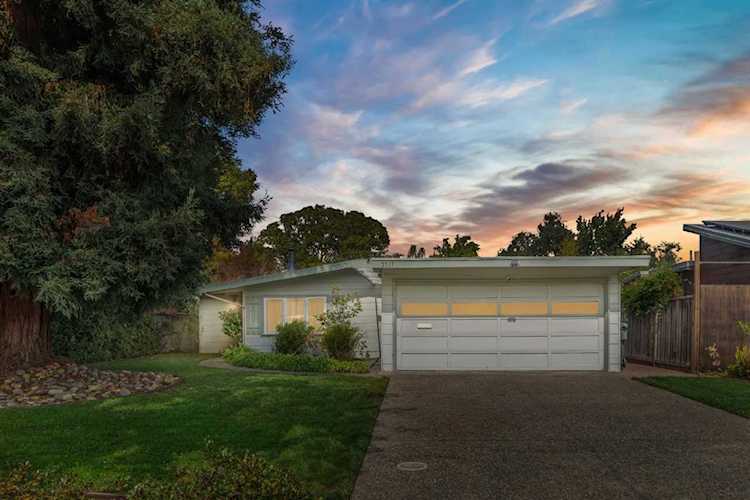 3517 Ramona Street Palo Alto, CA 94306