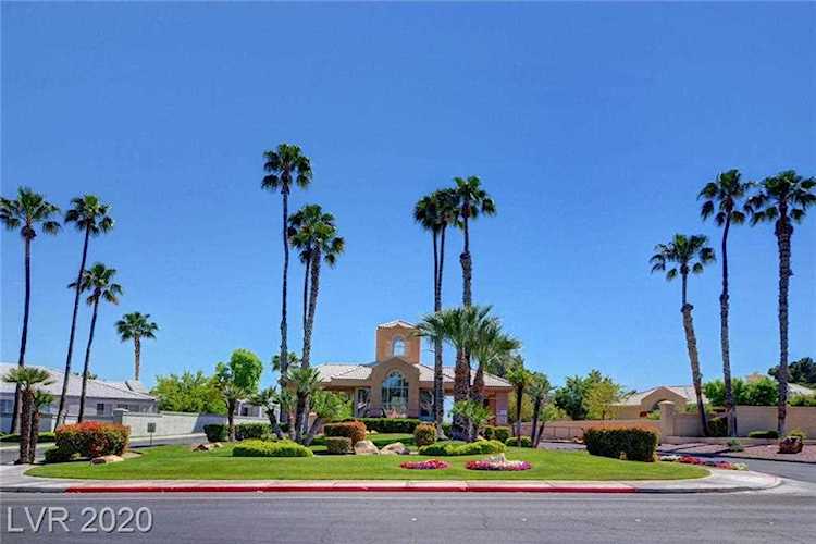 444 Purple Finch Las Vegas, NV 89107