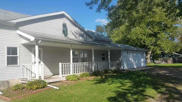 315 S Main St Poynette, WI 53955