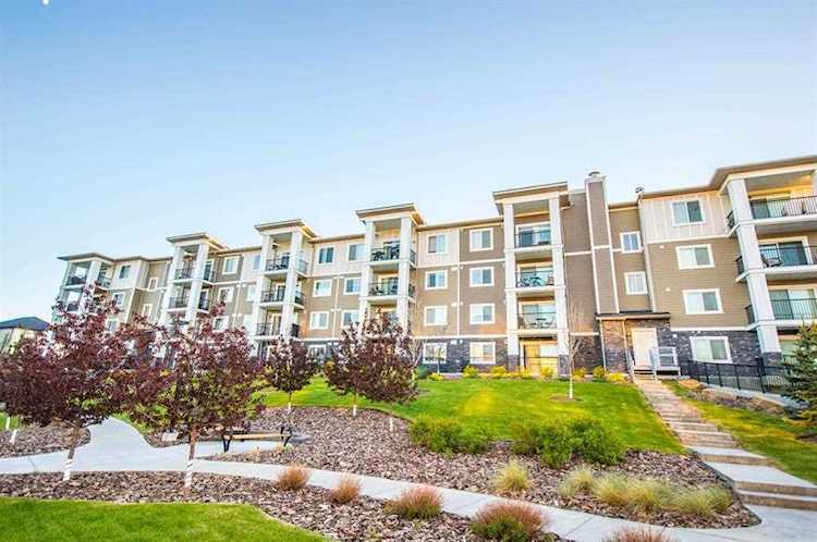 450 Sage Valley Dr NW #3210 Calgary, AB T3R 0V5