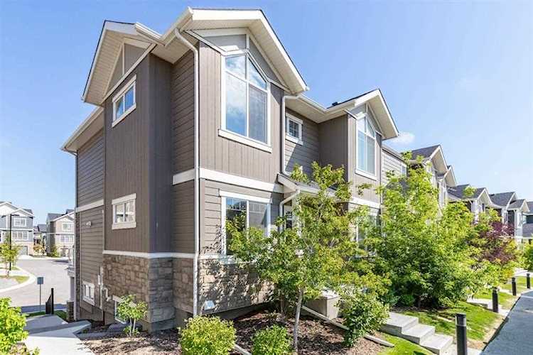 635 Evanston Manor NW Calgary, AB T3P 0P1