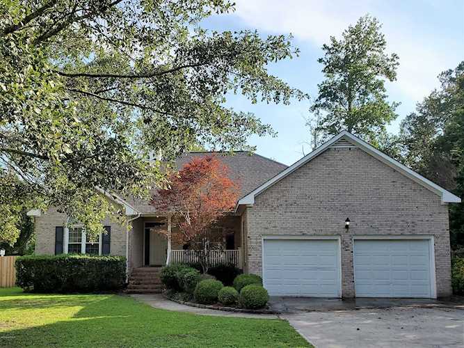 328 Windsong Road Wilmington, NC 28411