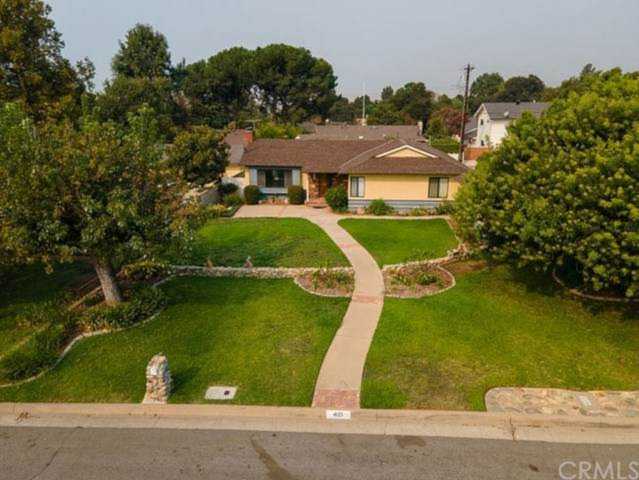 4121 Las Casas Avenue Claremont, CA 91711