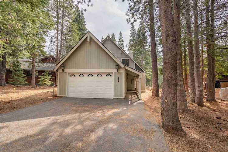 11667 Norse Avenue Truckee, CA 96161