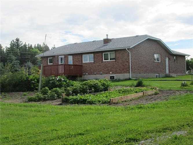 354173 76 St E Rural Foothills County, AB T1S 1A4