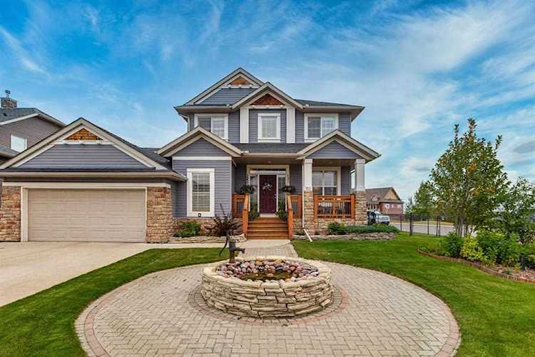 703 Boulder Creek Dr Langdon, AB T0J 1X3
