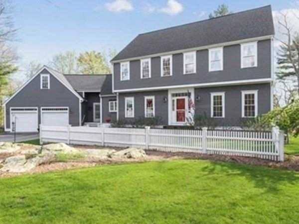 24 Cedar St Cohasset, MA 02025