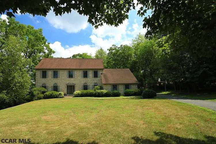 511 Gregor Circle State College, PA 16801 | home for sale | KBB Photo 1
