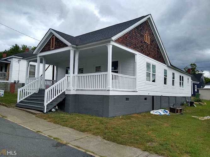 12 Hazel St Porterdale, GA 30014
