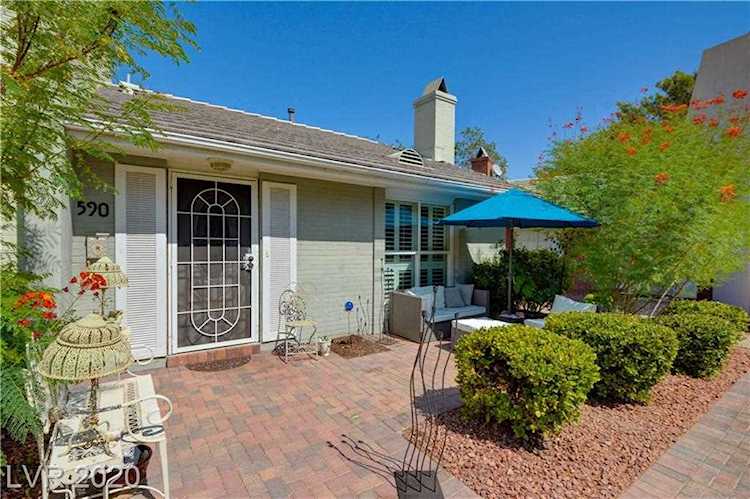 590 Tam O Shanter Las Vegas, NV 89109