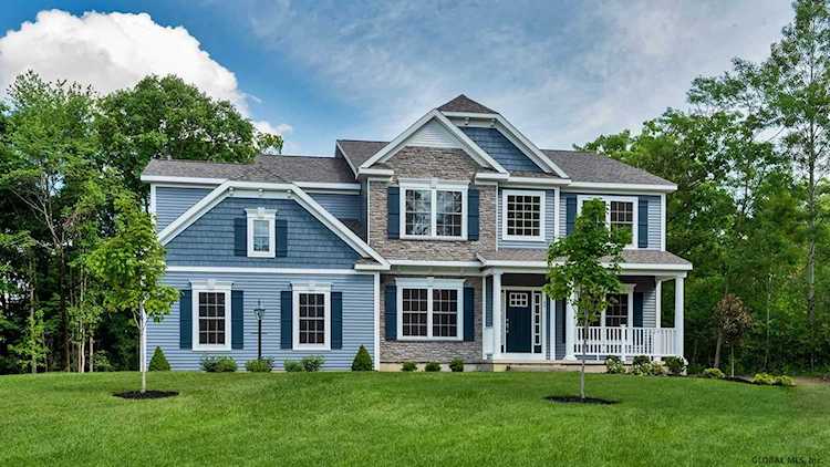 39 Bergen Pl Niskayuna, NY 12309