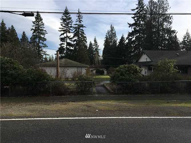 15627 2nd Place W Lynnwood, WA 98087