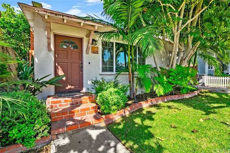 621 36th Street Manhattan Beach, CA 90266