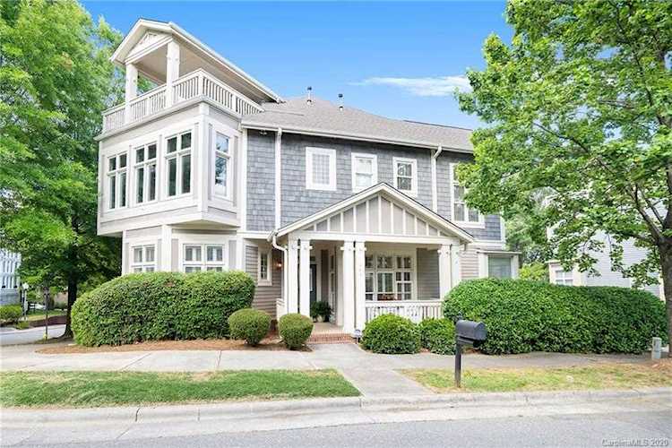946 Garden District Dr Charlotte, NC 28202