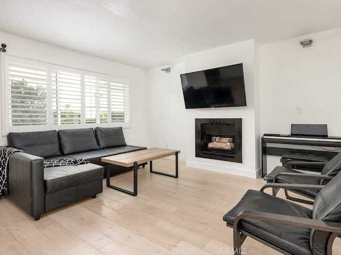 2120 Dufour Avenue #23 Redondo Beach, CA 90278