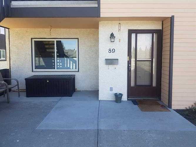 89 Cedar Springs Gardens SW Calgary, AB T2W 5J9