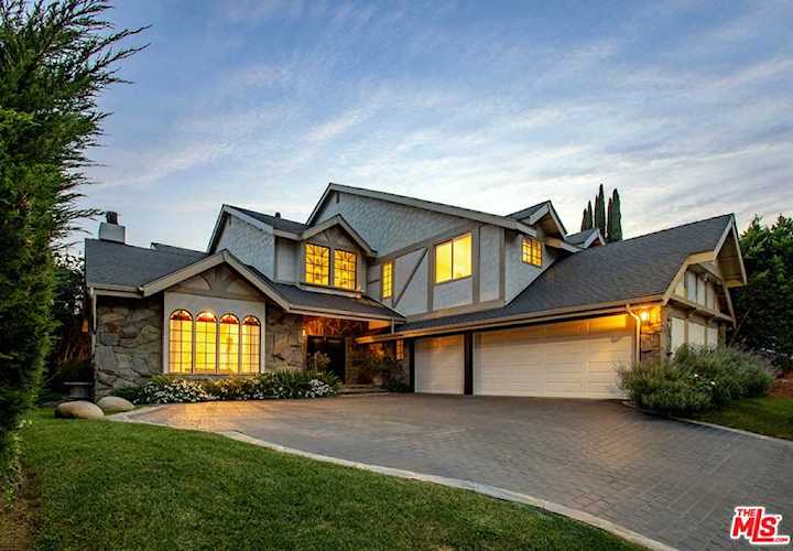 10122 Baywood Court Los Angeles, CA 90077