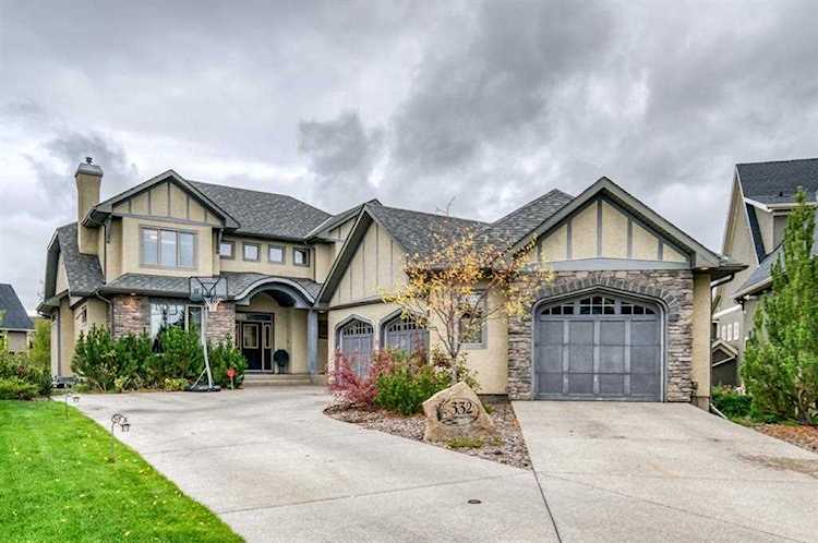 332 Clearwater Cove SW Rural Rocky View County, AB T3Z 3T8