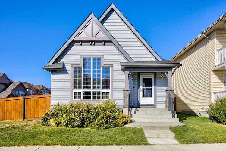 108 Elgin Manor SE Calgary, AB T2Z 4N3