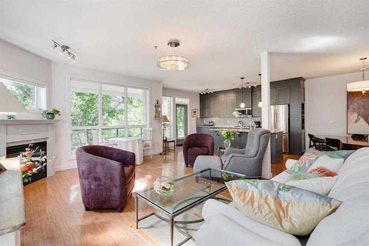 3412 Parkdale Blvd NW #304 Calgary, AB T2N 3T4