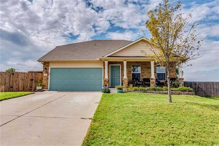 319 Lidell ST Hutto, TX 78634