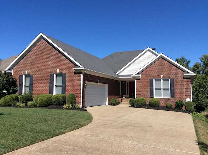 3120 Indian Lake Dr Louisville, KY 40241