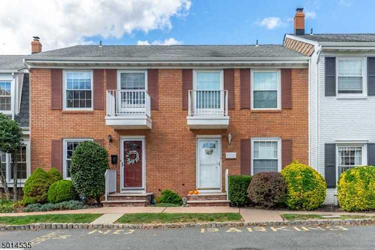 88 Wick Dr Woodbridge Twp., NJ 08863