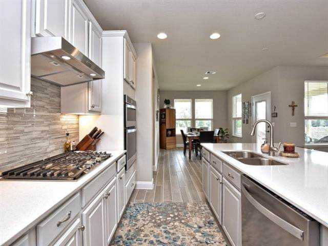 706 Hanging Star LN Georgetown, TX 78633