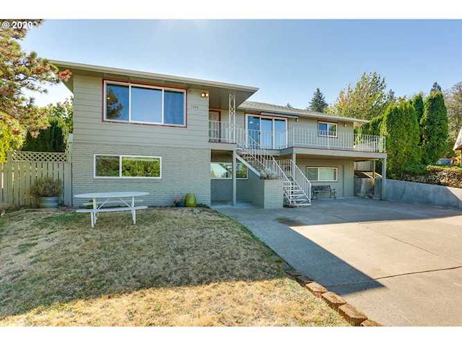 7940 SE 107th Ave Portland, OR 97266